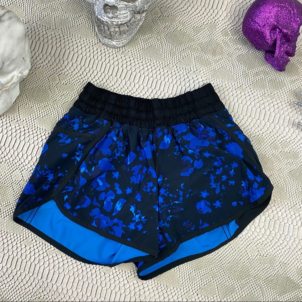 Lululemon blue camo floral shorts
